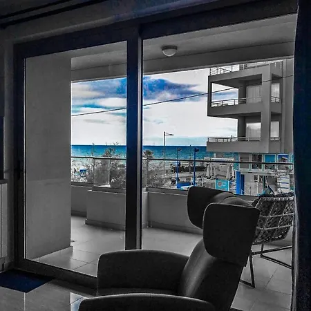 Freedom Apartment *
